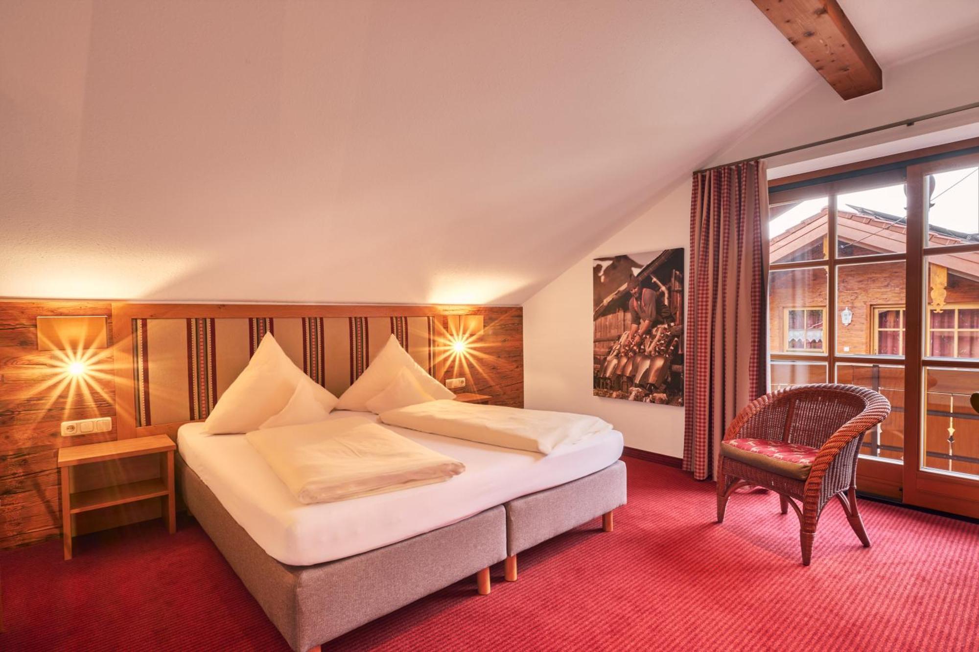 Landhotel Berghof Бад-Гінделанг Екстер'єр фото
