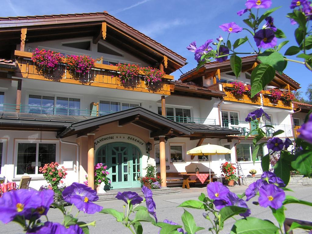 Landhotel Berghof Бад-Гінделанг Екстер'єр фото